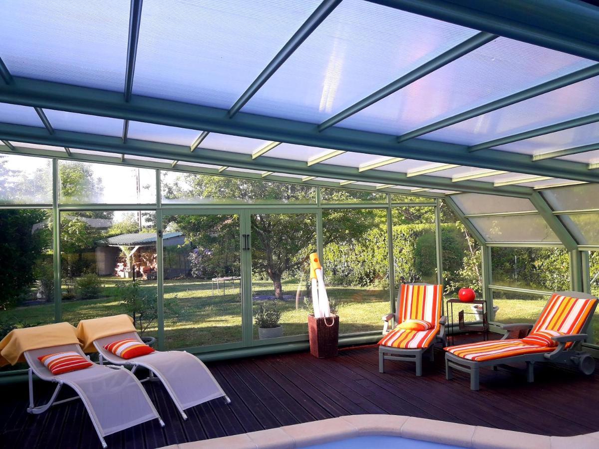 Chambre D'Hote Avec Piscine Couverte Coulaines Luaran gambar